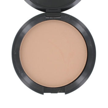 Geperste minerale foundation Adele